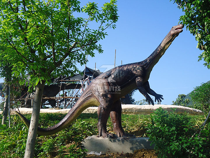 濕地公園恐龍景觀雕塑定制